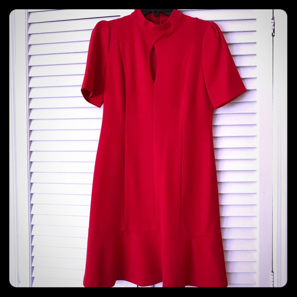 Donna Morgan Mock-Neck Keyhole Flounce  Dress